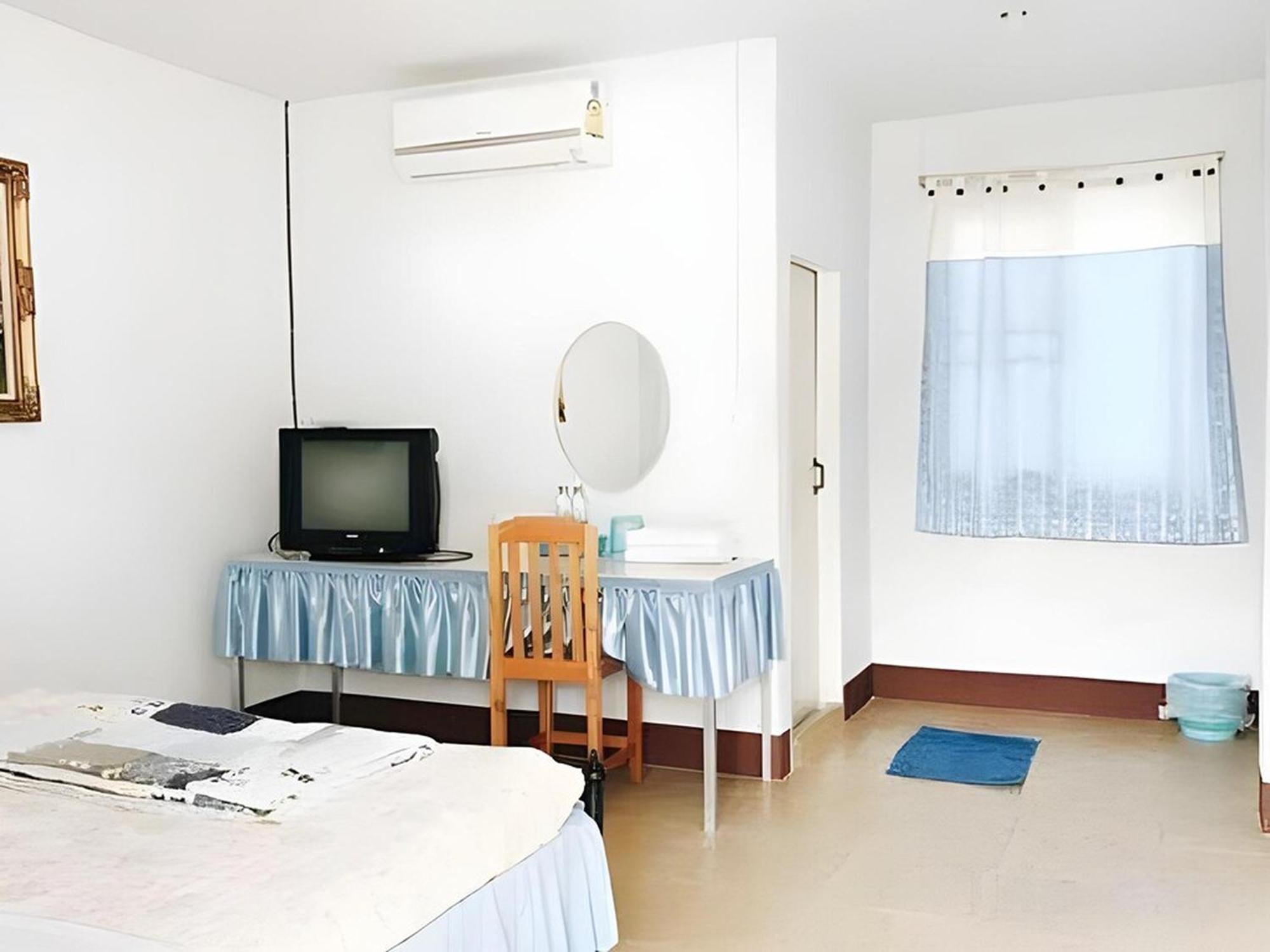 Baan Nuk Anong Hotel Chiang Rai Exterior photo